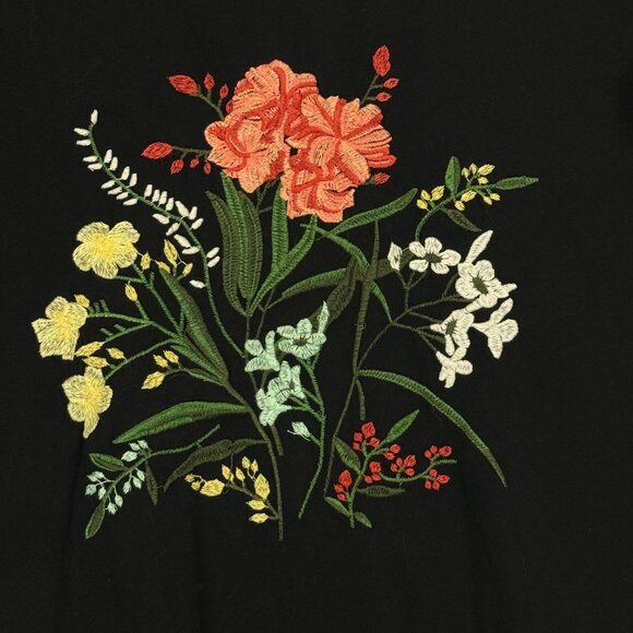 Style & Co Women’s T-Shirt Medium Black Cotton Colorful Floral Embroidered - Picture 2 of 6
